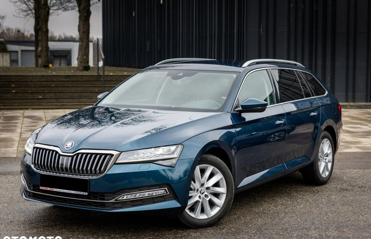 Skoda Superb cena 107777 przebieg: 98000, rok produkcji 2020 z Zawadzkie małe 562